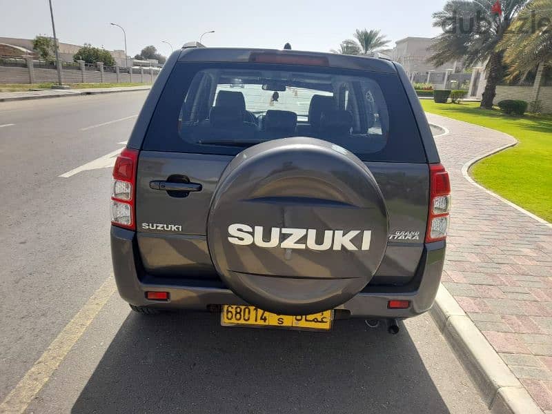 Suzuki vitara 2015 GCC Oman 4