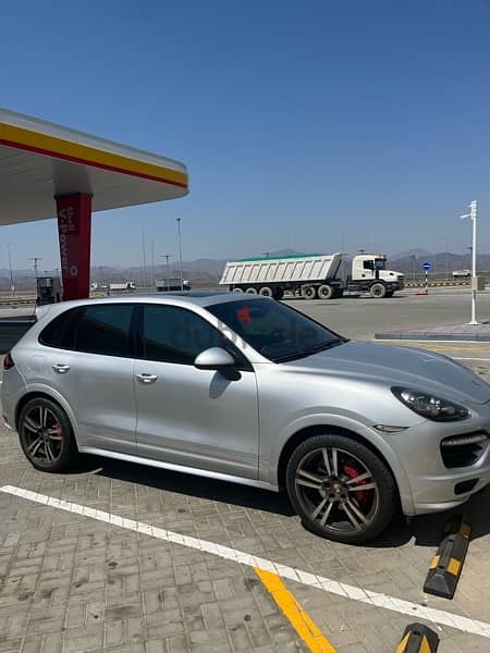 Perfect Condition 2014 Cayenne GTS from Expat 5
