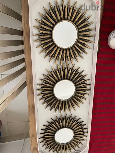 wall decor with mirror 2