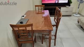 dinning table with 4 chairs