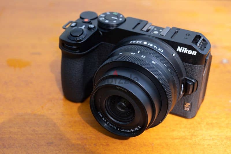 New Z30Nikon Camera with other accessories 4