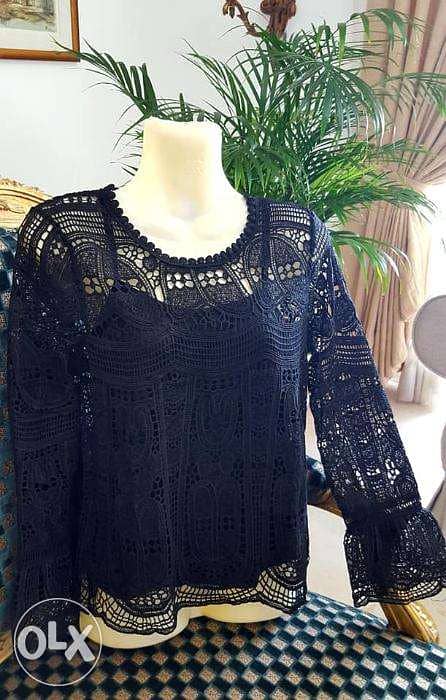 never worn lace top size small 0