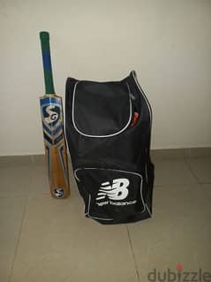 CRICKET KIT FOR 10 TO 12 YEAR CHILDREN EXCELLENT CONDITION