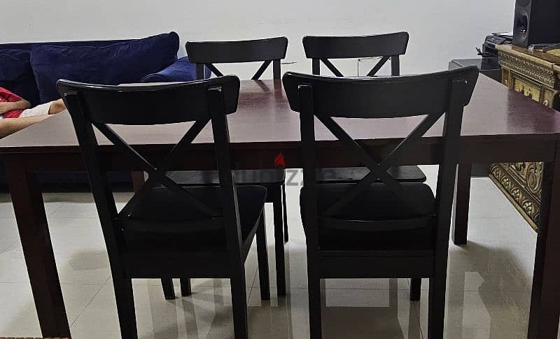 dining table with 4 chairs for sale. contact number 78598959 3