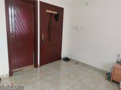 Room for rent in 1 bhk flat