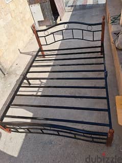 steel bed size 150×200