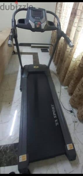 Treadmill 2.5HP Motor in very good condition for URGENT SALE 1