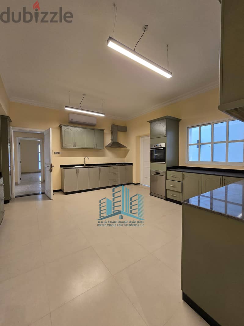 Independent 7 BR Villa with A Prime Location in Shatti Al Qurum 5