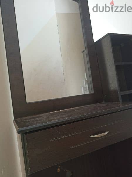Expat used dressing Table very good condition 1