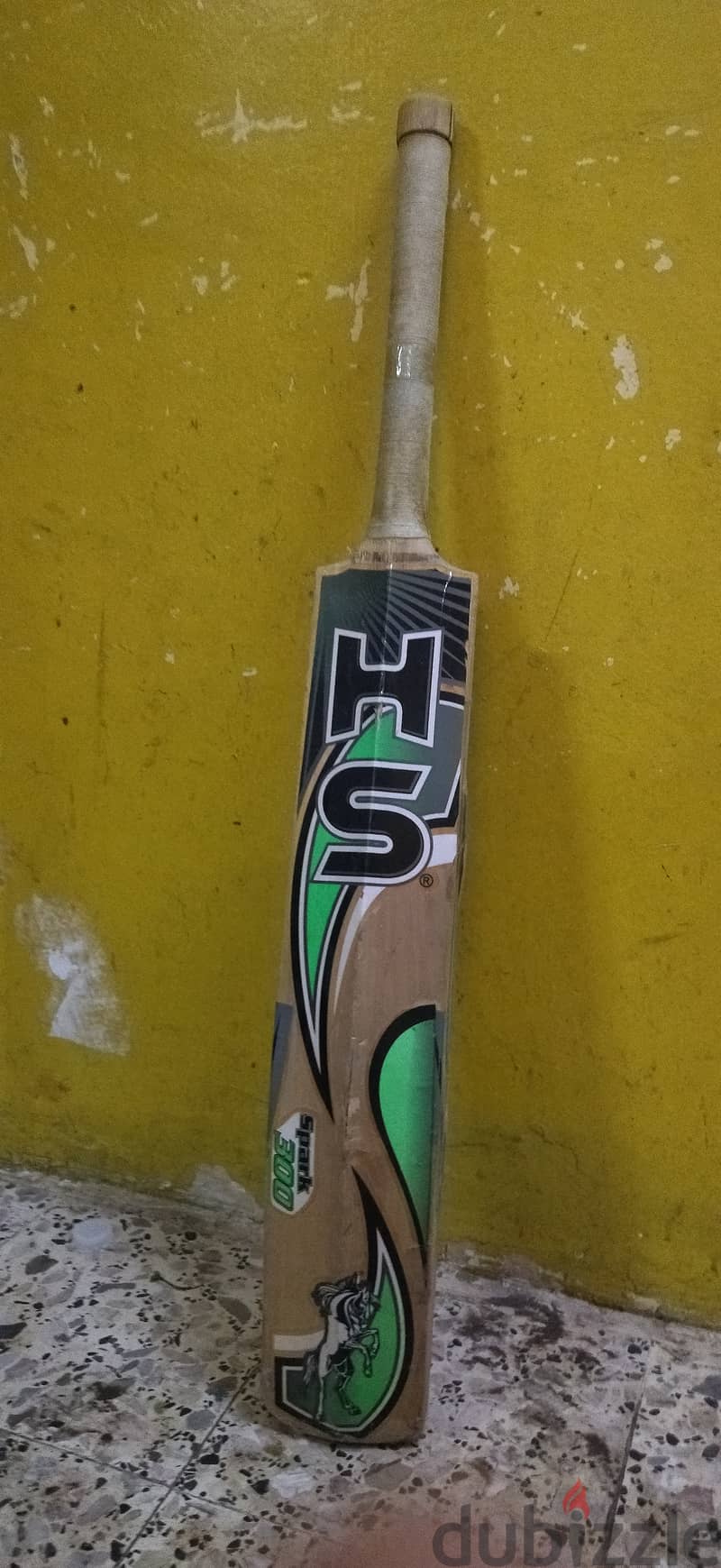 Cricket bat (HS) 13