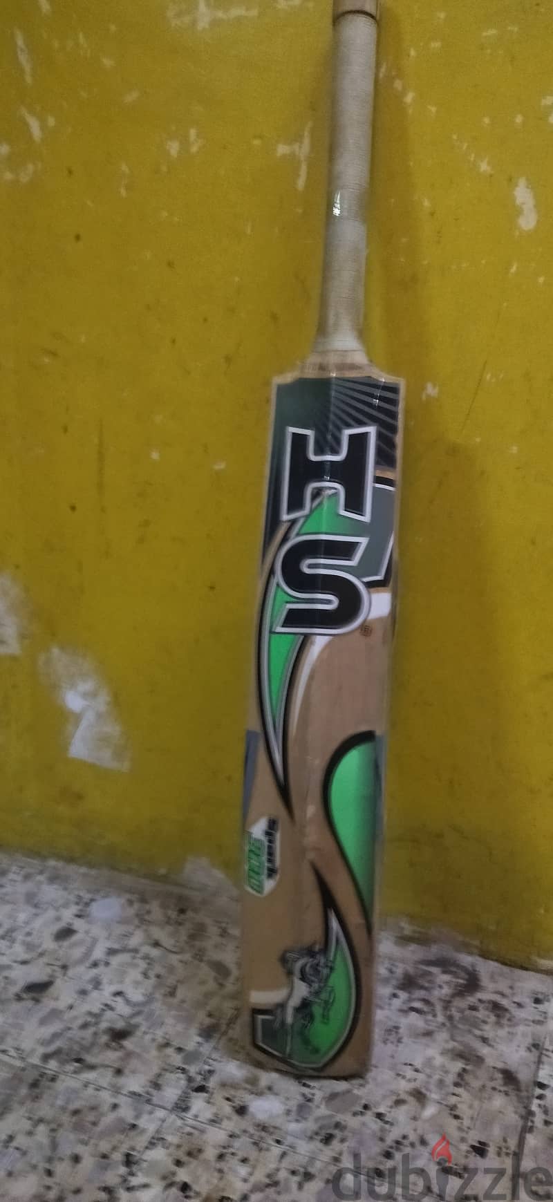 Cricket bat (HS) 16