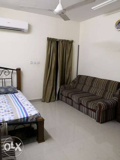 Room for indian Executive bachelor for RO 80