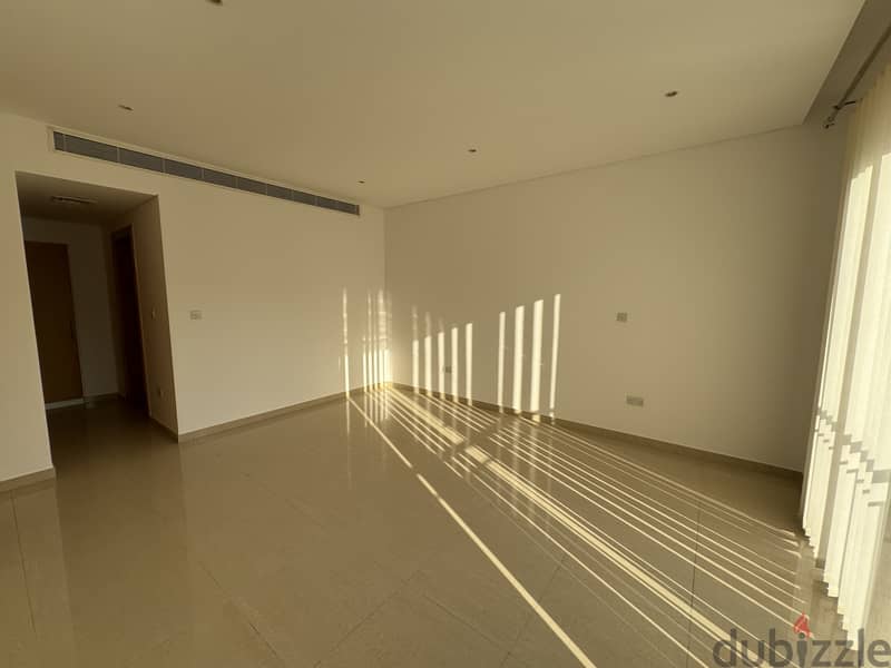 2 Bedroom Apartment for Rent in Al Mouj Muscat 7