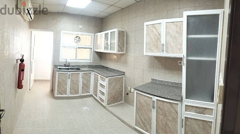 1&2 bedrooms flat for rent Al Amerat Dominos pizza near Babil hospital 12