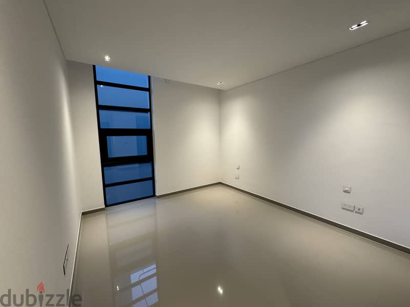 2 Bedroom Apartment with Marina View for Rent in Juman 1 5