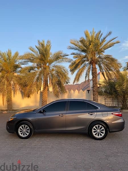 Toyota camry 2017 LE 1