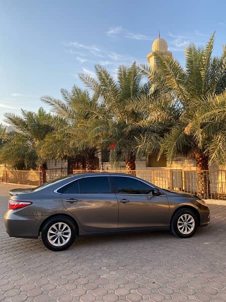Toyota camry 2017 LE 8