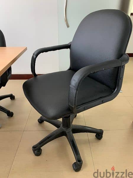 Meeting table with 7 chairs and 2 sofas available 3