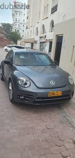 Urgent selling Volkswagen beetle 2017 only 2800r