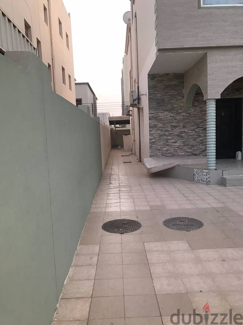 Great Value Villa For Sale In South Mawaleh 4