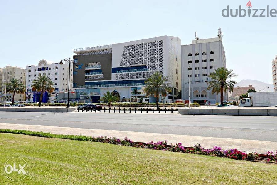 Modern Offices for rent in MIC Towerمكاتب حديثة للإيجار 0