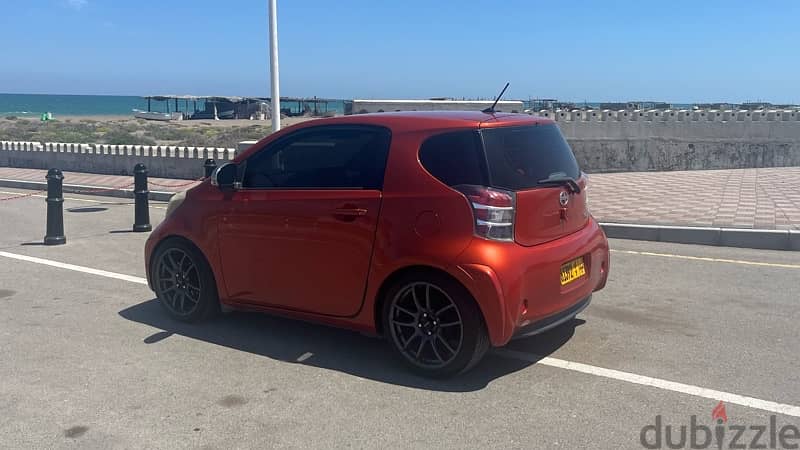 Toyota IQ very clean and well maintained 1