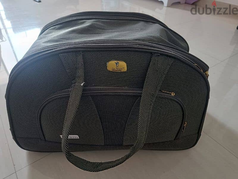 Suitcase & Trolley Bag 11