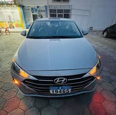 Hyundai Elantra S 2020