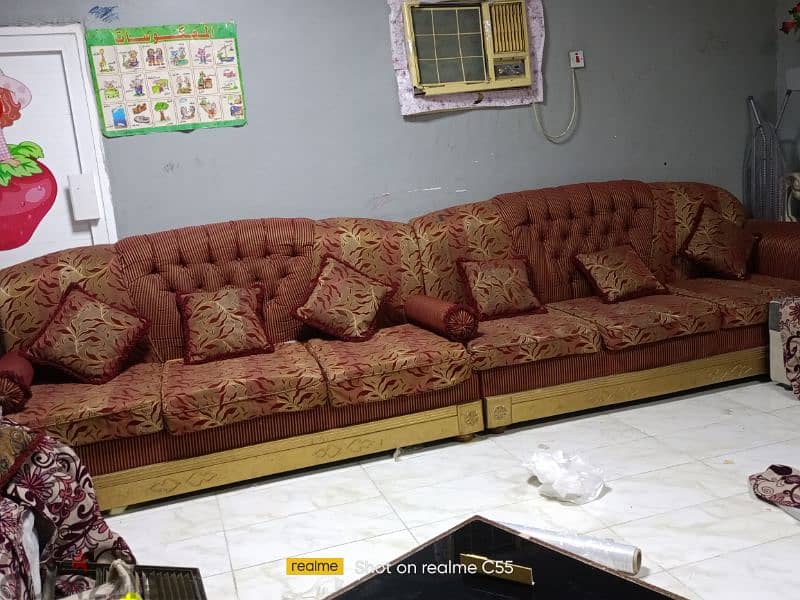 two sofas at falaj alqabail 0
