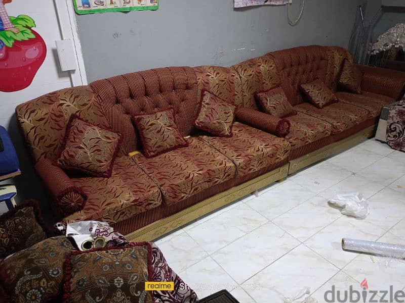two sofas at falaj alqabail 1
