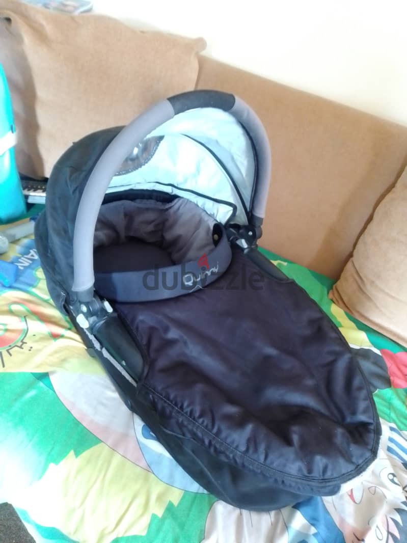 Quinny stroller and carrycot for sale 3