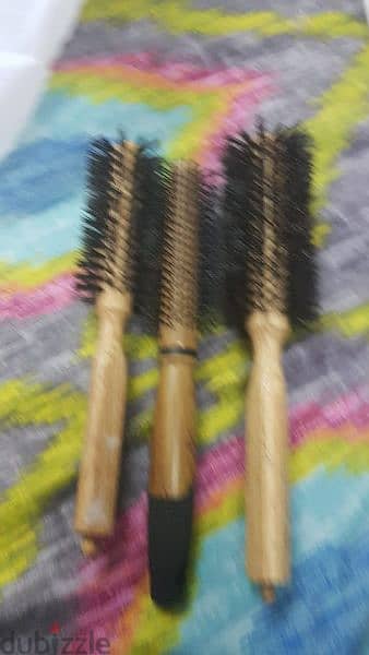 hair Straightner2 + 1 hair dryer + 1 hair curler+ 1 fan 7