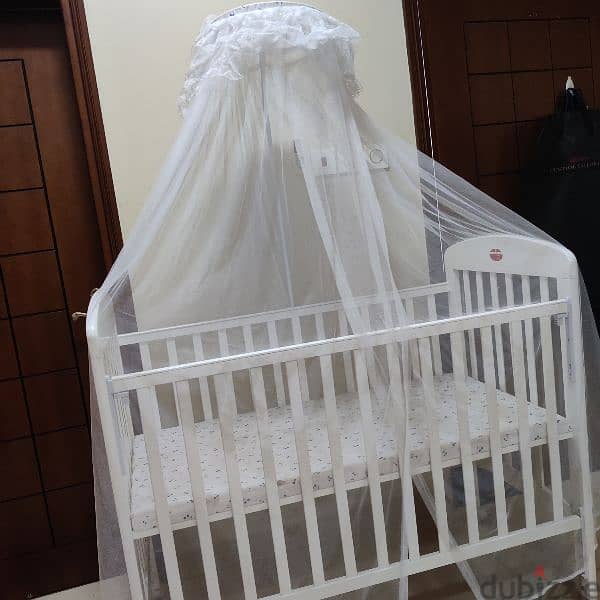 baby crib with net 1