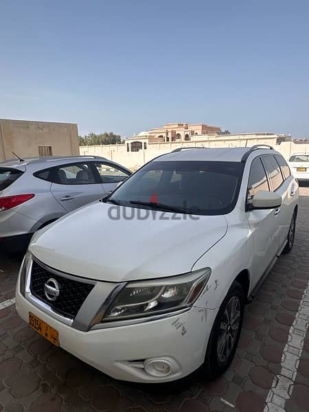 Nissan Pathfinder 2014 1