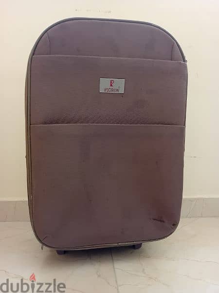 travelling bag good condition urgent to sale 5