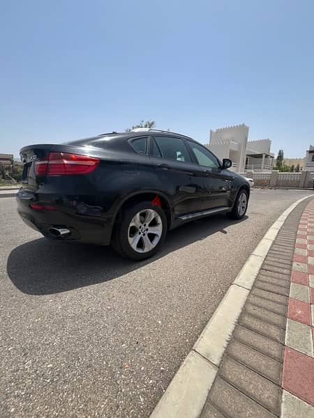 BMW X6 2012 in good condition (price negotiable) 2