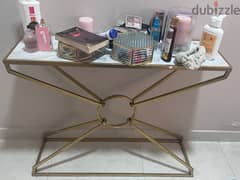 console table from panemirates