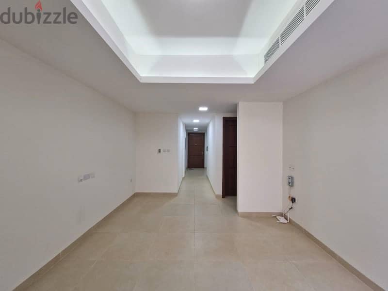 for rent at Qurum  1 bedroom flat Zara Badr Building flat for rent 3