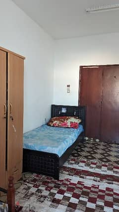 Bed space for rent Only ForKeRalites Opposite Apollo Sugar Hospital
