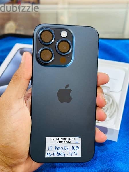iPhone 15 pro 256GB - 100% Battery - 06-11-2024 Apple warranty - good 1