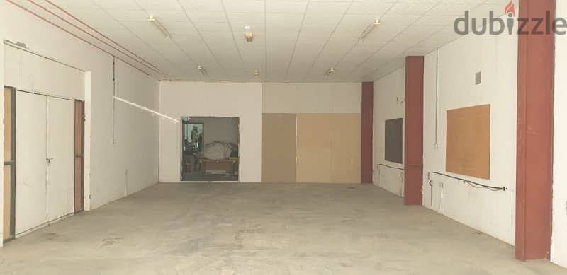 100 Sq. m Enclosed area for Rent. Storage / Workshop / Warehouse 0
