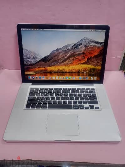 MacBook pro-Core i7-10gb ram-500gb SSD-15.6"inch screen