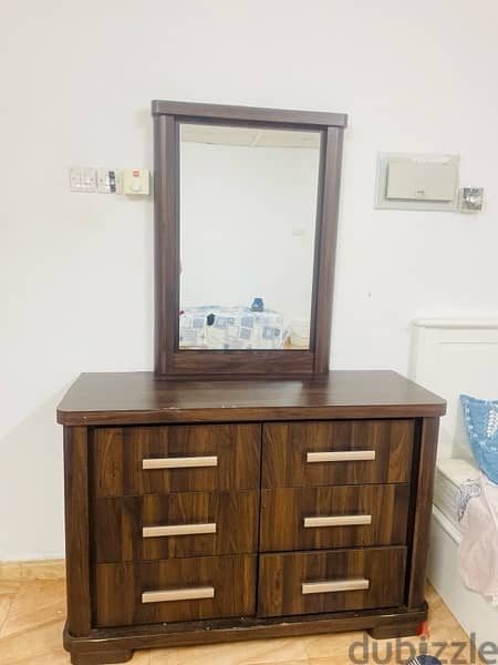 dressing table with drawers and double door cupboard 0