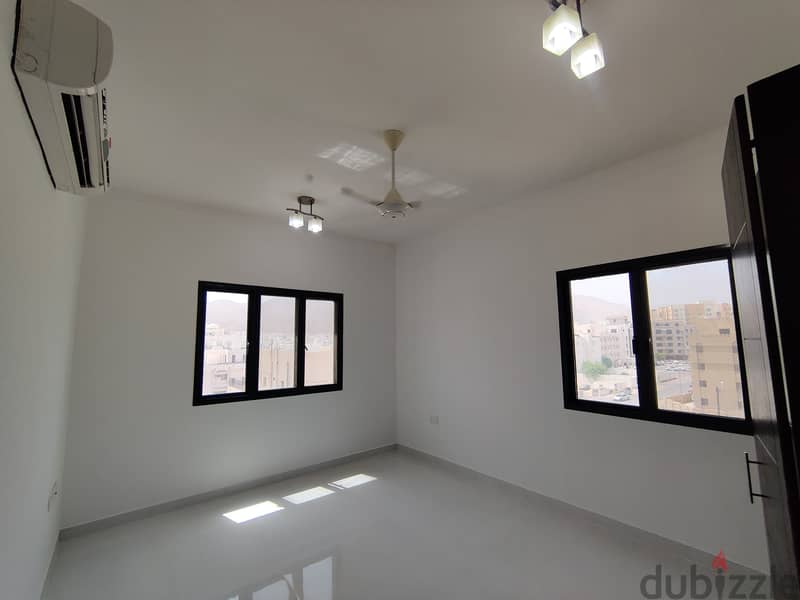 Stunning 1bhk flat with built-in wardrobes near AlKhuwair Square 3