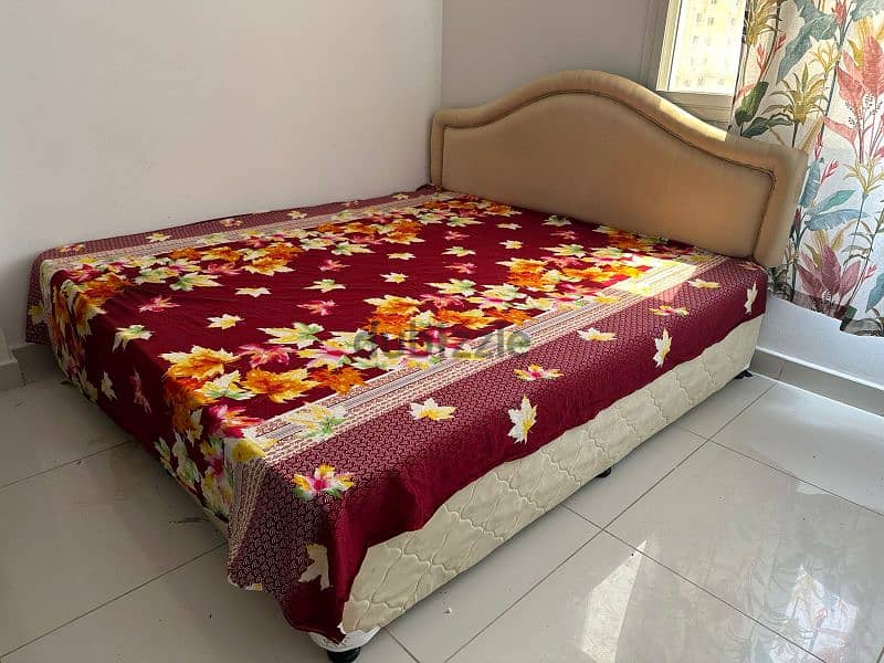 one year old bed with good condition 6