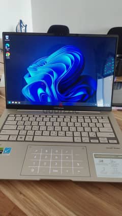 2023 Laptop Asus zenbook UX3404V