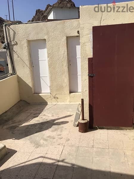 9 bhk villa for rent in mutrah for bachelors near Oman Arab bank 12