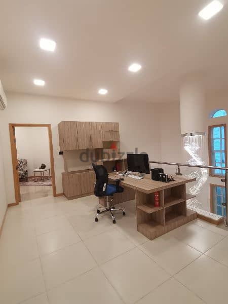 Luxury villa in Bowsher in a prime location Furnished فيلا في بوشر 10