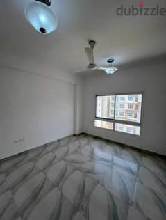 شقه للايجار 2غرفه في منطقه القرم / 2bhk apartment for rent in Qurm