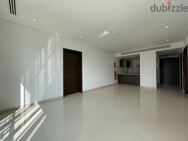 1 Bedroom Plus Study Apartment for Rent in Al Mouj 2